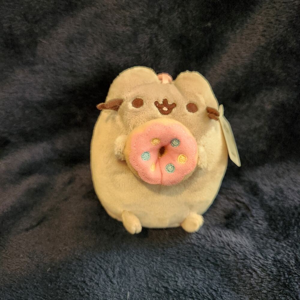 Gund Pusheen The Cat Cute Pink Donut Keychain Plush